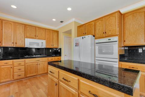 2237 Bennington Dr, Vallejo, CA 94591 photo 12