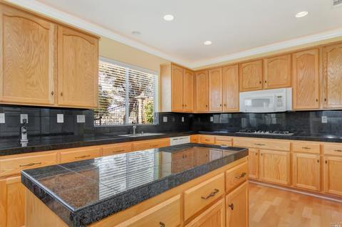 2237 Bennington Dr, Vallejo, CA 94591 photo 11