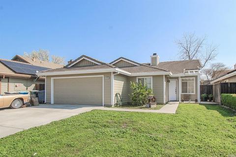 1015 Windmill Dr, Dixon, CA 95620 photo 3