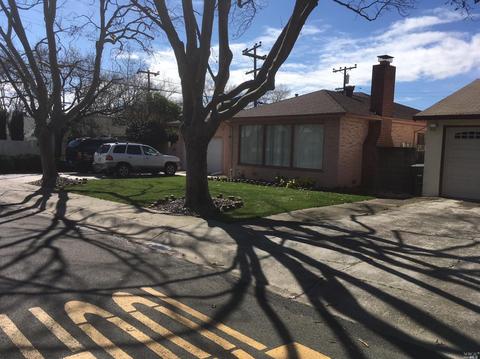 915 Vervais Ave, Vallejo, CA 94591 photo 2
