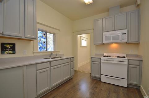 638 Indiana St, Vallejo, CA 94590 photo 9