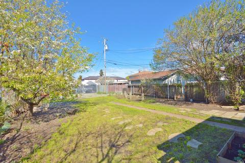 638 Indiana St, Vallejo, CA 94590 photo 3