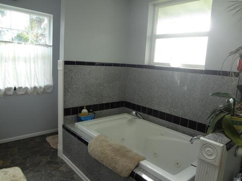 389 Stutsman Rd, Ukiah, CA 95482 photo 14