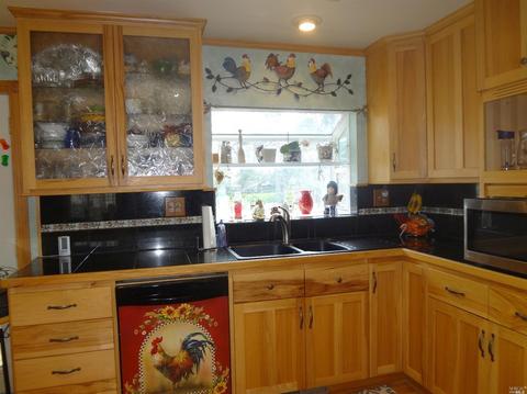 389 Stutsman Rd, Ukiah, CA 95482 photo 5