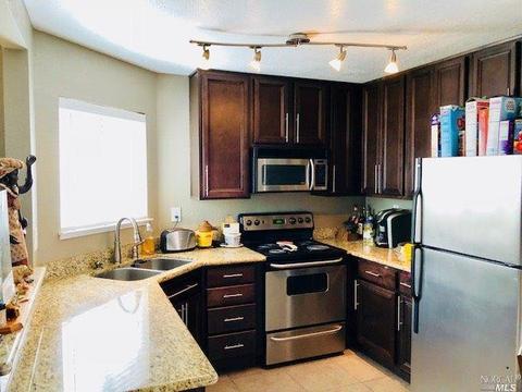 464 Buckskin Pl, Vallejo, CA 94591 photo 3