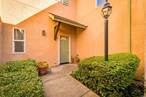 14 Bridgegate Way, Napa, CA 94559 photo 2