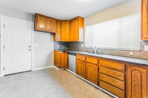 2032 Cardinal Way, Fairfield, CA 94533 photo 5