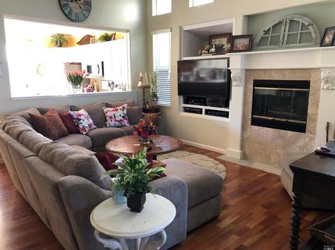 7612 12th Hole Dr, Windsor, CA 95492 photo 2