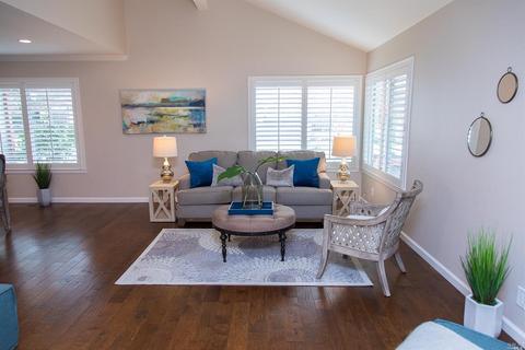 17 Blue Jay Ct, Napa, CA 94558 photo 2