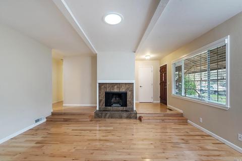 351 Brookhaven Ct, Sebastopol, CA 95472 photo 3
