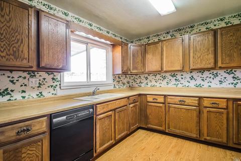 1032 Petra Dr, Napa, CA 94558 photo 4