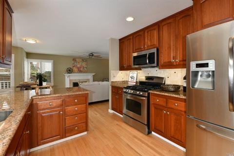 340 La Quinta Dr, Windsor, CA 95492 photo 7