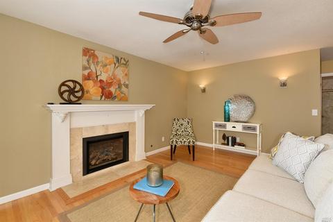 340 La Quinta Dr, Windsor, CA 95492 photo 8