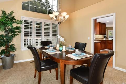 340 La Quinta Dr, Windsor, CA 95492 photo 5