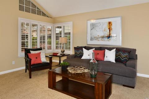 340 La Quinta Dr, Windsor, CA 95492 photo 3