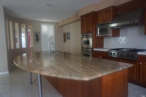 1876 Landmark Dr, Vallejo, CA 94591 photo 10
