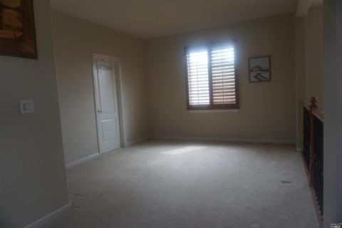 1876 Landmark Dr, Vallejo, CA 94591 photo 14