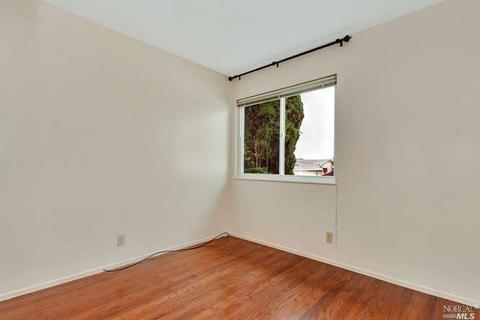 2618 Silvercrest St, Pinole, CA 94564 photo 25