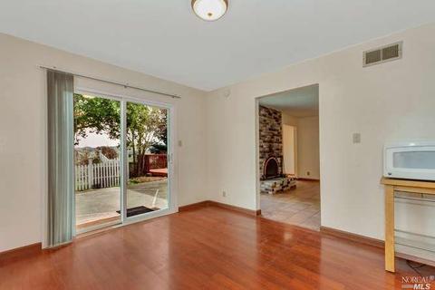 2618 Silvercrest St, Pinole, CA 94564 photo 8