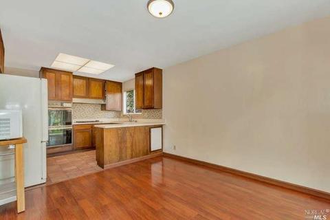 2618 Silvercrest St, Pinole, CA 94564 photo 10