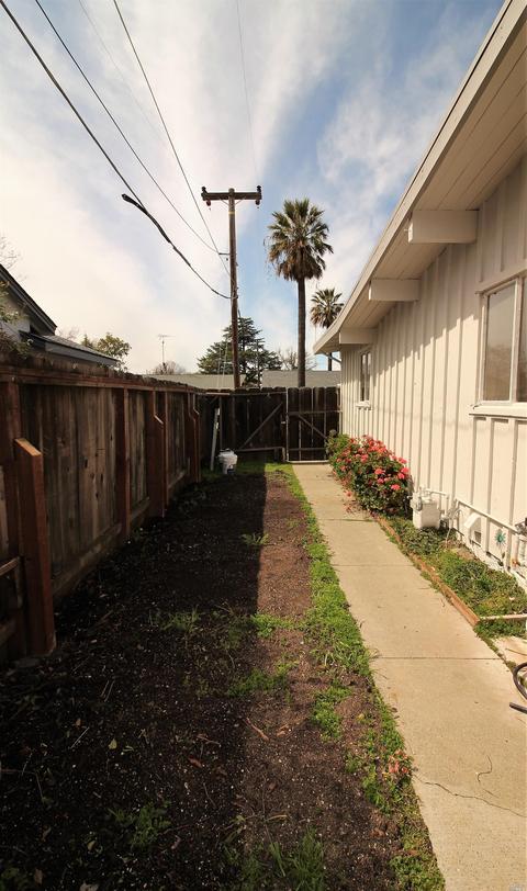 211 S 8th St, Dixon, CA 95620 photo 33