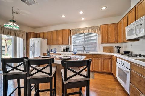 6664 Sawgrass Ln, Vallejo, CA 94591 photo 3