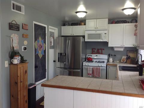 2541 Baltic Dr, Fairfield, CA 94533 photo 9