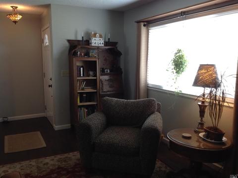 2541 Baltic Dr, Fairfield, CA 94533 photo 3