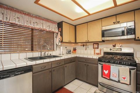 2915 Cascade Ln, Fairfield, CA 94533 photo 10