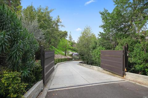560 Summit Ave, Mill Valley, CA 94941 photo 2