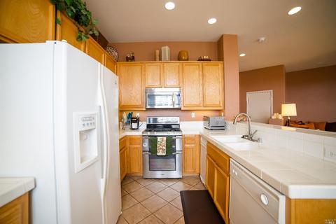 7417 Imperial Ct, Vallejo, CA 94591 photo 8