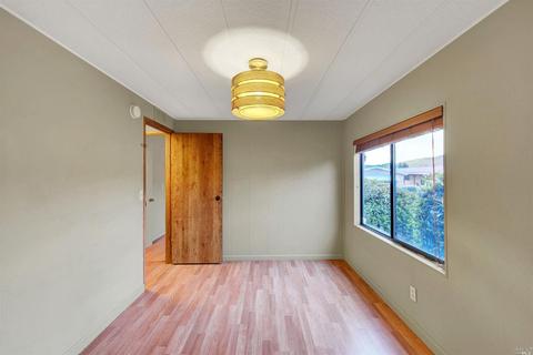 373 Rock River Dr, Vallejo, CA 94589 photo 10