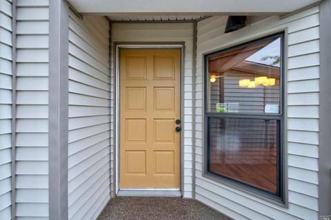 373 Rock River Dr, Vallejo, CA 94589 photo 5