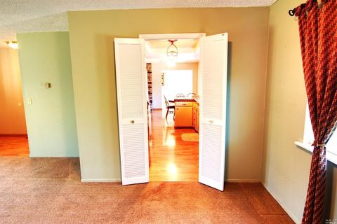 331 Beech Ave, Santa Rosa, CA 95409 photo 10