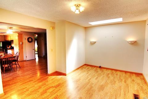331 Beech Ave, Santa Rosa, CA 95409 photo 7