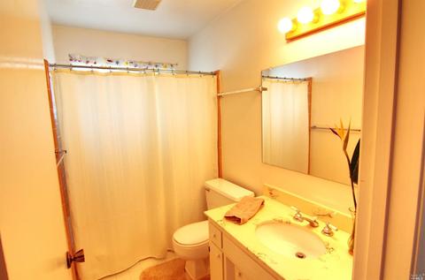 331 Beech Ave, Santa Rosa, CA 95409 photo 17