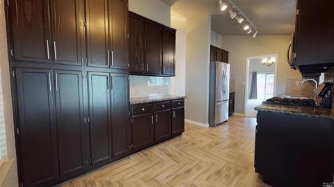 425 Regency Cir, Vacaville, CA 95687 photo 5