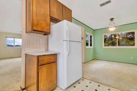 285 Whale Bone Ct, Vallejo, CA 94591 photo 12