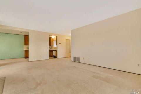 285 Whale Bone Ct, Vallejo, CA 94591 photo 6
