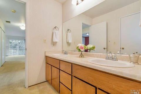 285 Whale Bone Ct, Vallejo, CA 94591 photo 13