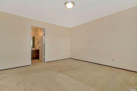 285 Whale Bone Ct, Vallejo, CA 94591 photo 16
