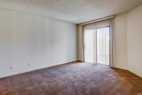 119 Nantucket Ln, Vallejo, CA 94590 photo 11