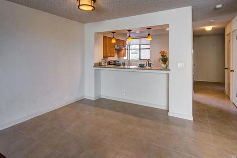 119 Nantucket Ln, Vallejo, CA 94590 photo 9