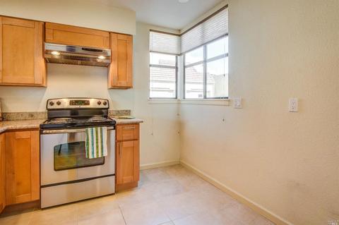 119 Nantucket Ln, Vallejo, CA 94590 photo 7