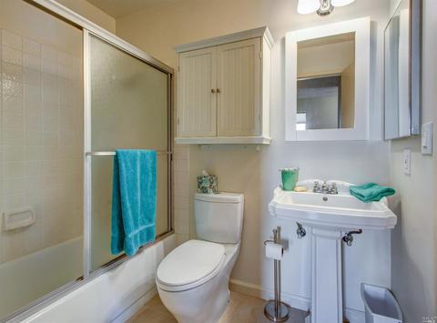 119 Nantucket Ln, Vallejo, CA 94590 photo 13