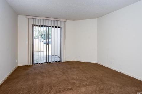 119 Nantucket Ln, Vallejo, CA 94590 photo 12