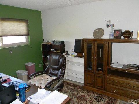 422 Winchester St, Vallejo, CA 94590 photo 6