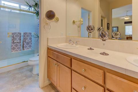 2411 Rushcreek Pl, Vallejo, CA 94591 photo 11