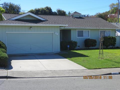 201 Dryden Dr, Vallejo, CA 94591 photo 2