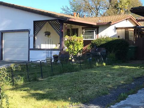1918 Commons Ct, Windsor, CA 95492 photo 1